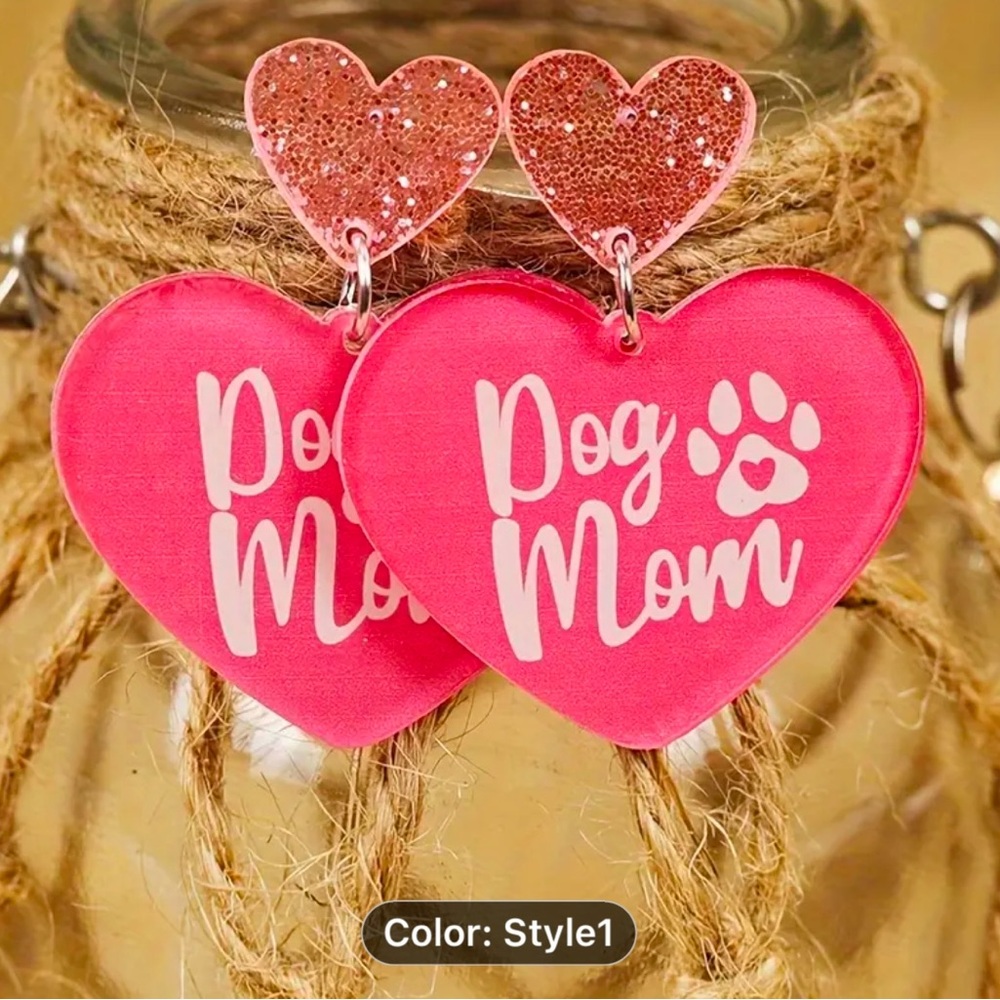 NIB DOG MOM Dog Paw Pendant Stud earrings